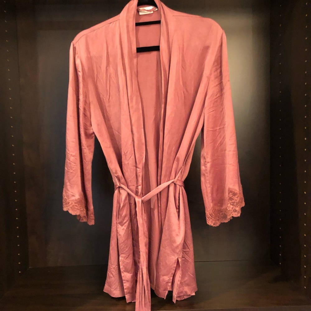 Mauve silk intimates robe